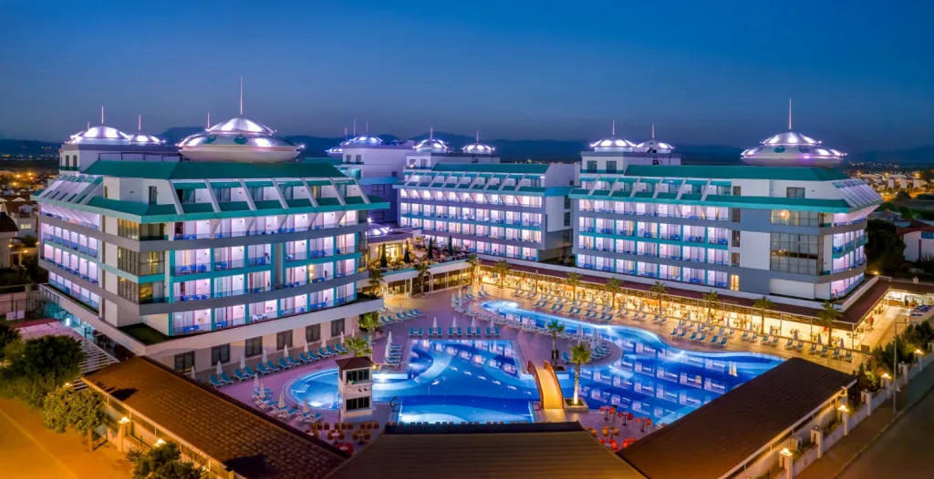 SENSITIVE PREMIUM RESORT&SPA
